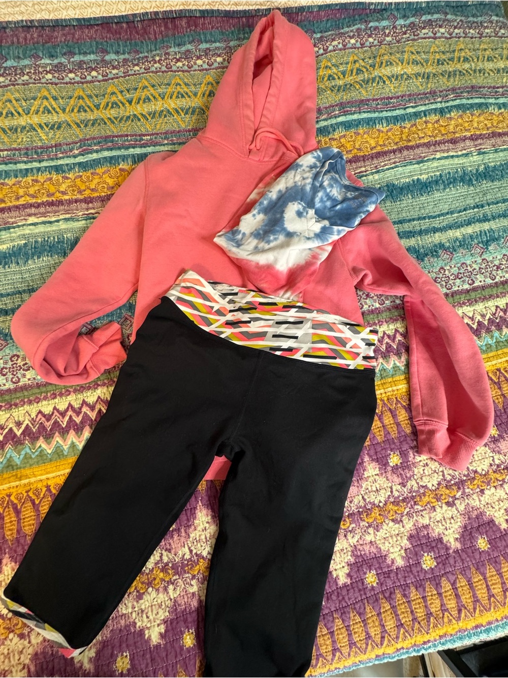 H&M Coral Pink Hoodie with Black Leggings